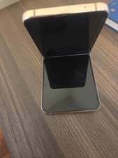 Samsung Galaxy Z Flip4