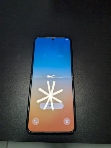 Samsung galaxy flip4 - samsung, z