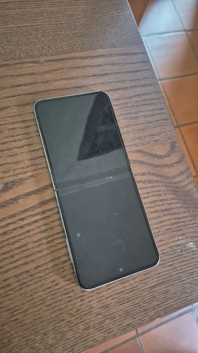 Samsung galaxy flip5 - z,